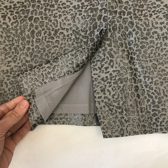 NWOT🌟 Ann Taylor Silver Knee Length Pencil Skirt - Picture 5 of 7
